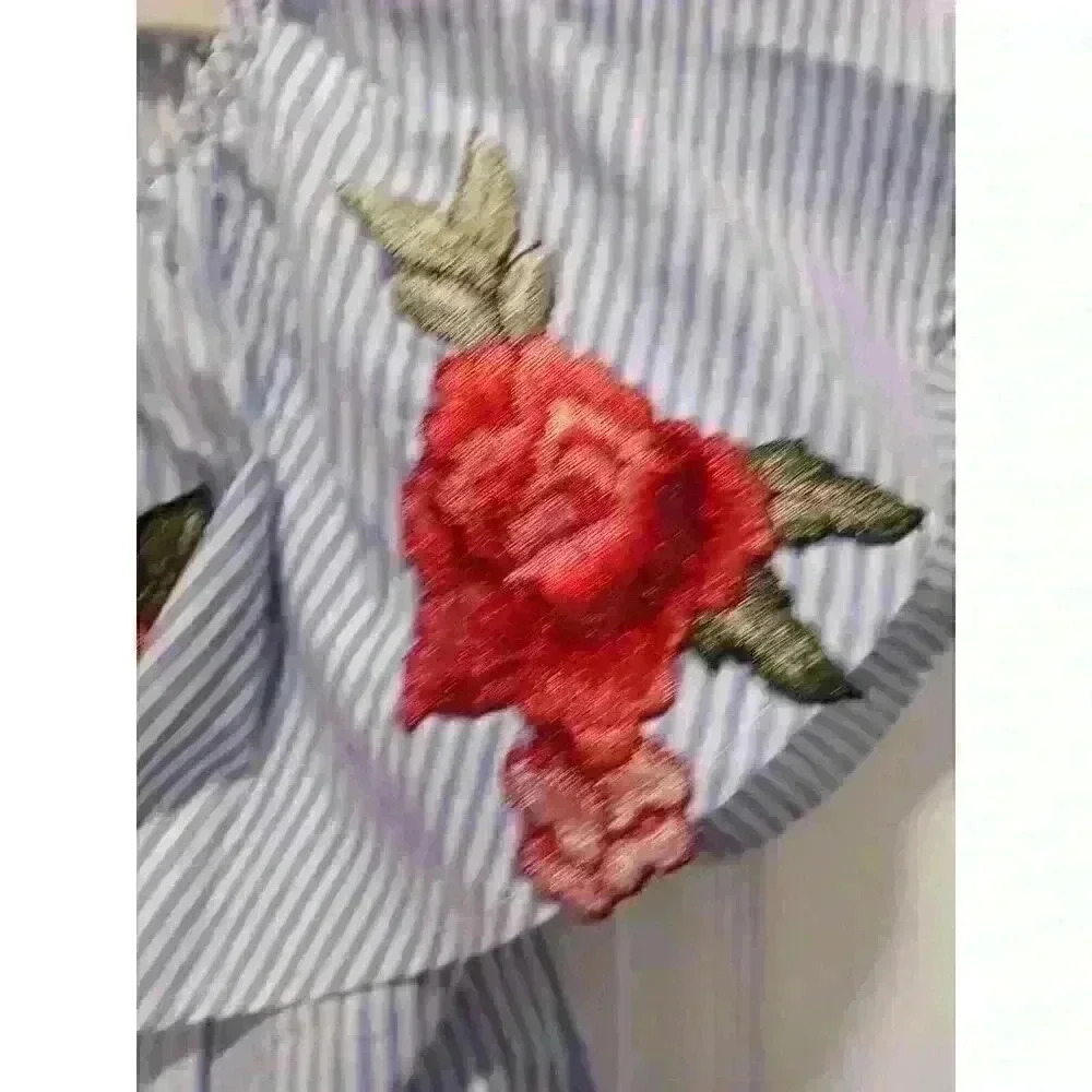 World Together Roses Crop Top MEDIUM Blue White Striped Embroidered Roses Ruffle - Picture 7 of 10
